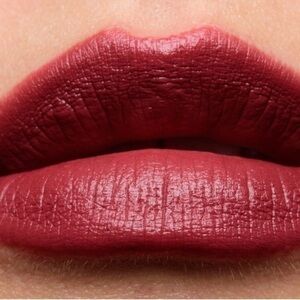 Clinique Even Better Pop Lip Colour Foundation Lipstick- Embrace Me